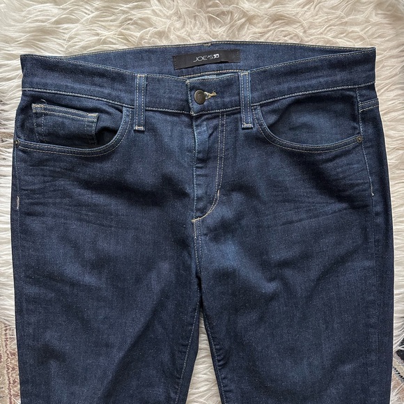 Men’s Joe’s Jeans Classic Jeans in Dark Blue Wash Professionally Shortened - Picture 7 of 16